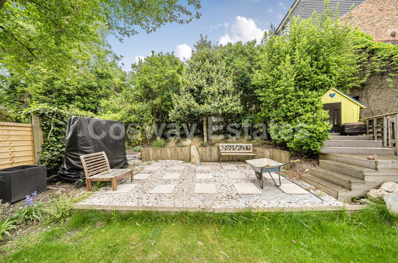 Daws Lane, Mill Hill, NW7, Mill Hill, London